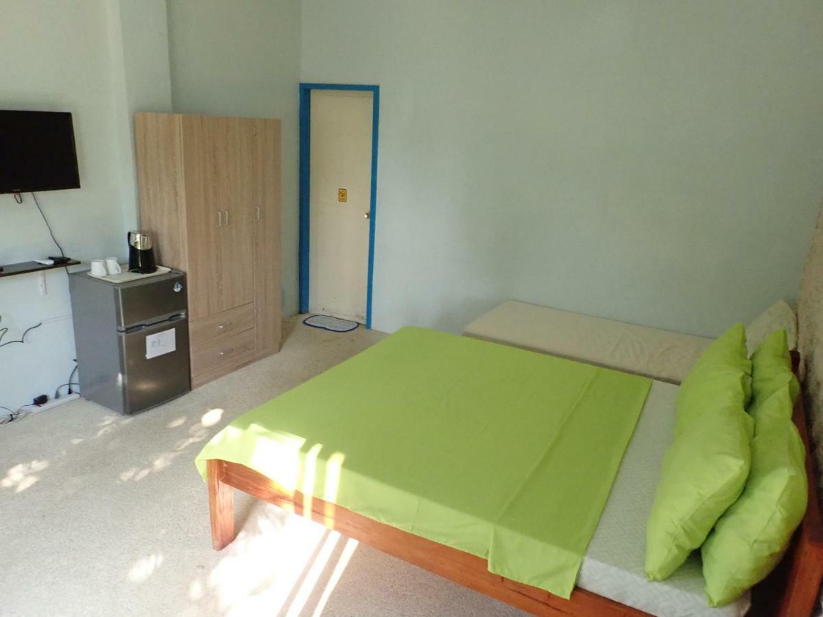 Nost Cottages Lapu-Lapu City Eksteriør billede